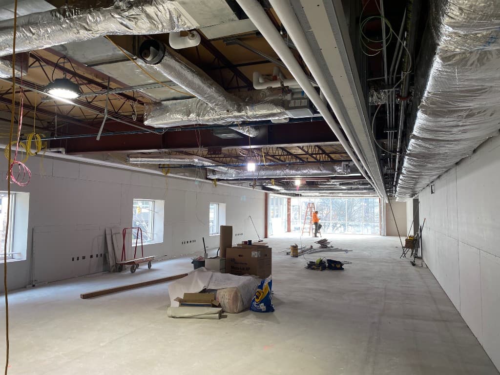 Unfinished space before interior design AI